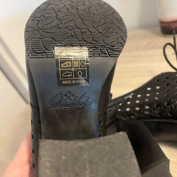 Patricia Nash Parma Heeled Oxford - Picture 8 of 12